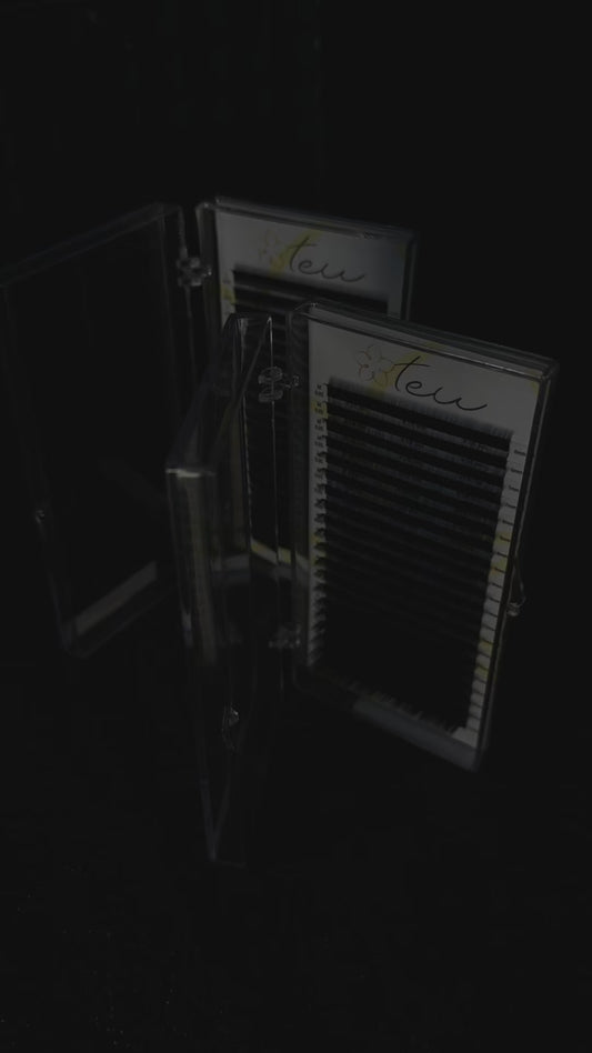 Premium Black Lashes von TEU